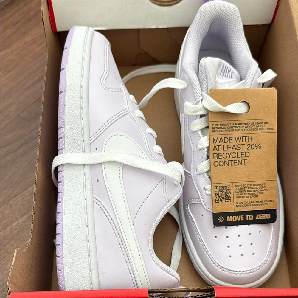 Nike Pale Purple Sneakers - NWT - Picture 1 of 5